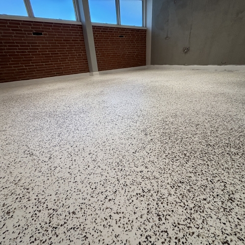 Terrazzo look polyurethan gulv – Højby Friskole